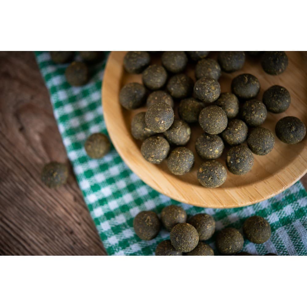 DINGO masové kuličky rybí maso s bylinkami 16mm, 150g - náhled 2